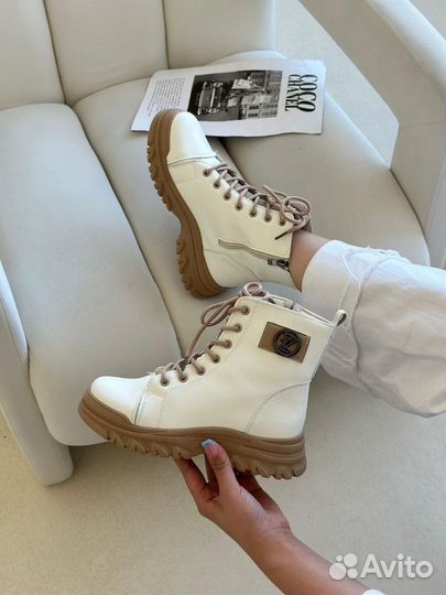 Ботинки женские