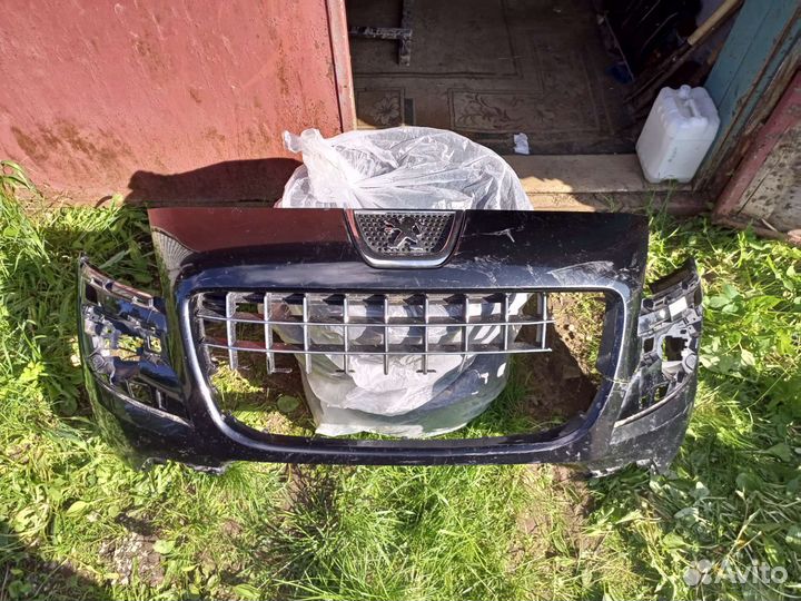 Бампер передний peugeot 3008