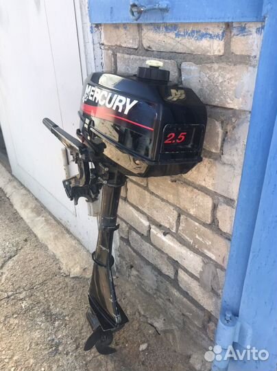 Мотор меркурий 2,5л.с