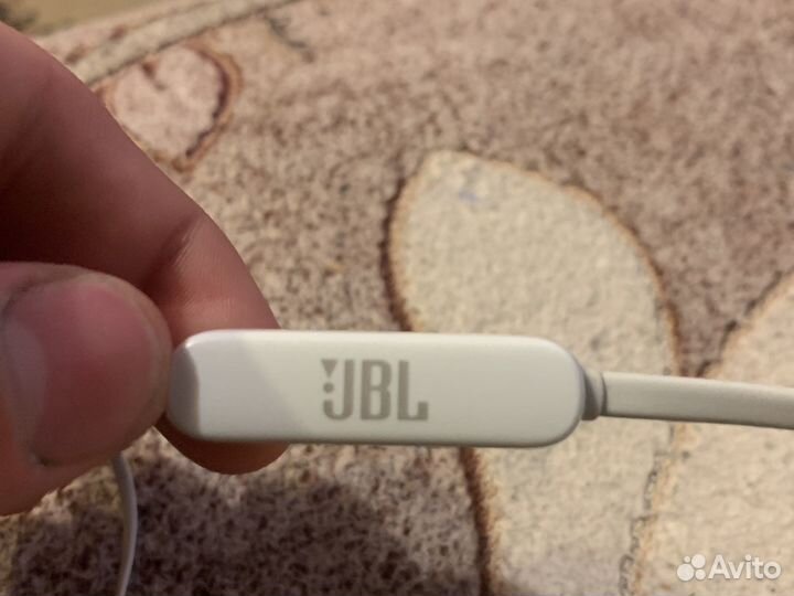 Беспроводные наушники JBL tune110BT white
