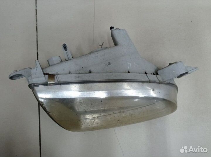 Фара передняя правая Kia Avella