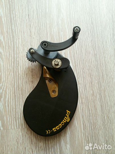 Кримпер для гофрирования бумаги