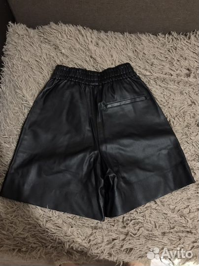 Шорты кожаные