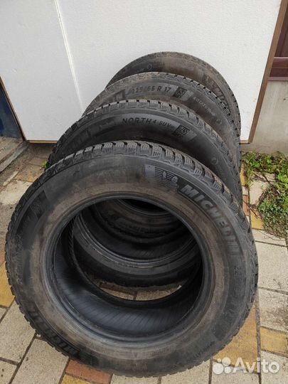 Michelin X-Ice North 4 SUV 225/65 R17