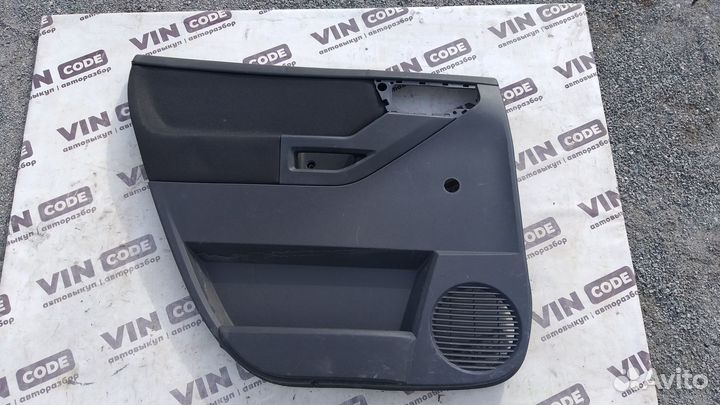 Обшивка задней левое двери Opel Meriva A