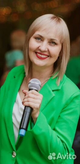 Ведущий мероприятий тамада