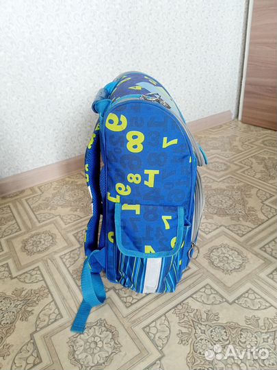 Школьный рюкзак