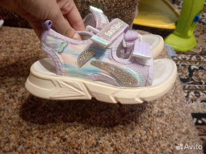 Босоножки для девочки