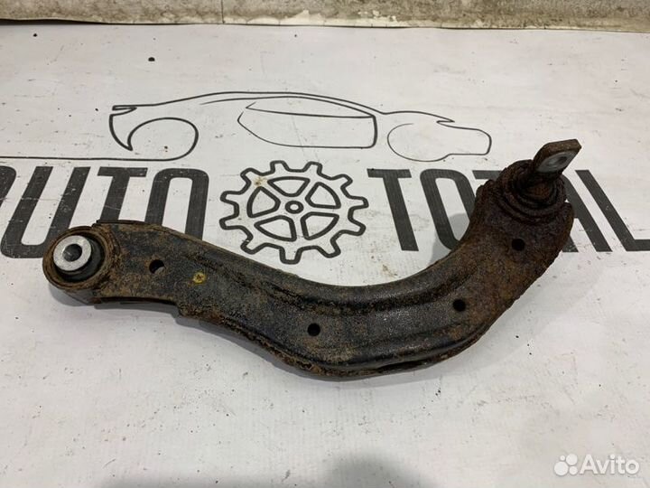 Рычаг верхний задний левый Honda Civic 4D R18A2