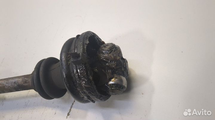 Полуось Mitsubishi Carisma, 2003