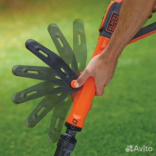 Аккумуляторный триммер Black+Decker STC1820PC-QW