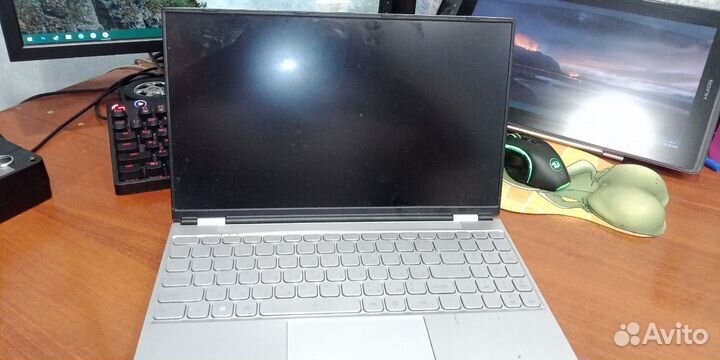 Ноутбук hiper Workbook