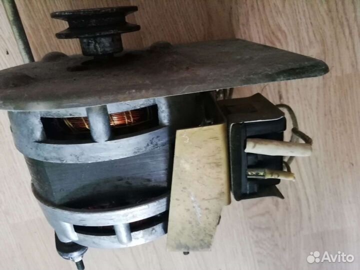 Двигататель стиральной машины