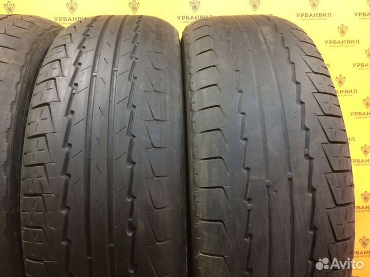 Kumho Road Venture ST KL11 235/70 R16 104T