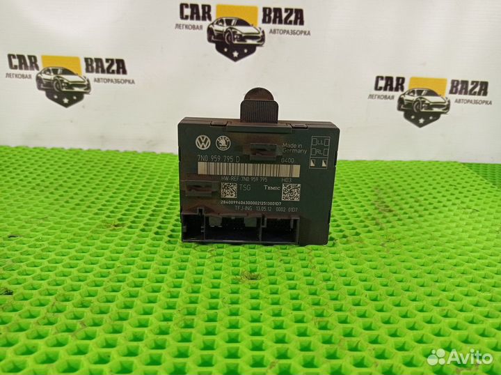 Блок комфорта задней двери Skoda Yeti