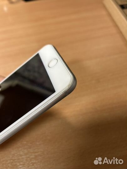 iPhone 8 Plus, 64 ГБ
