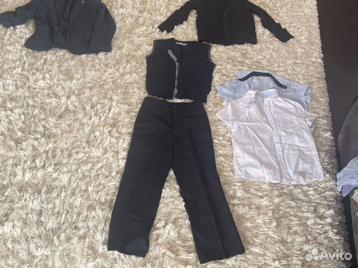 Школьные брюки, жилетка, рубашки и кардиган