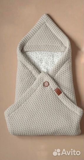 Плед на выписку вязаный