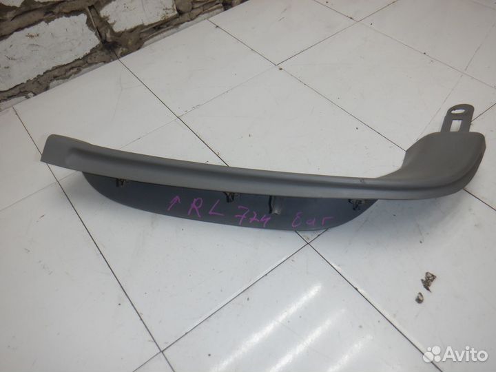 Обшивка двери багажника Mazda MPV