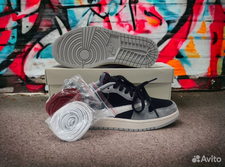 Nike SB Dunk low 26.5 и 28см