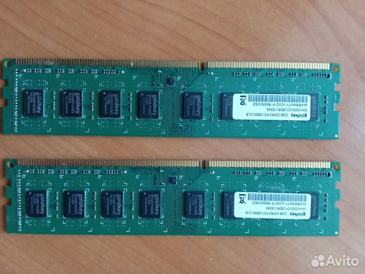 Материнская плата с процессором и памятью