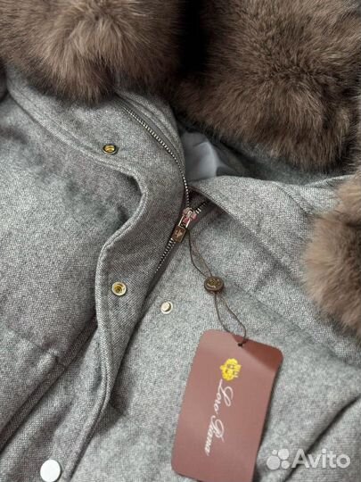 Стильная зимняя женская парка Loro Piana