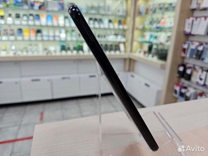 Xiaomi Mi Play, 4/64 ГБ