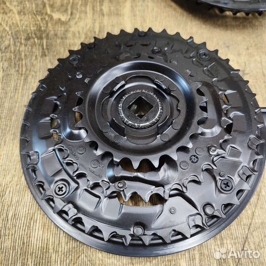 Система шатунов под квадрат и три звезды шимано