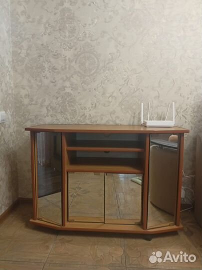 Тумба под телевизор