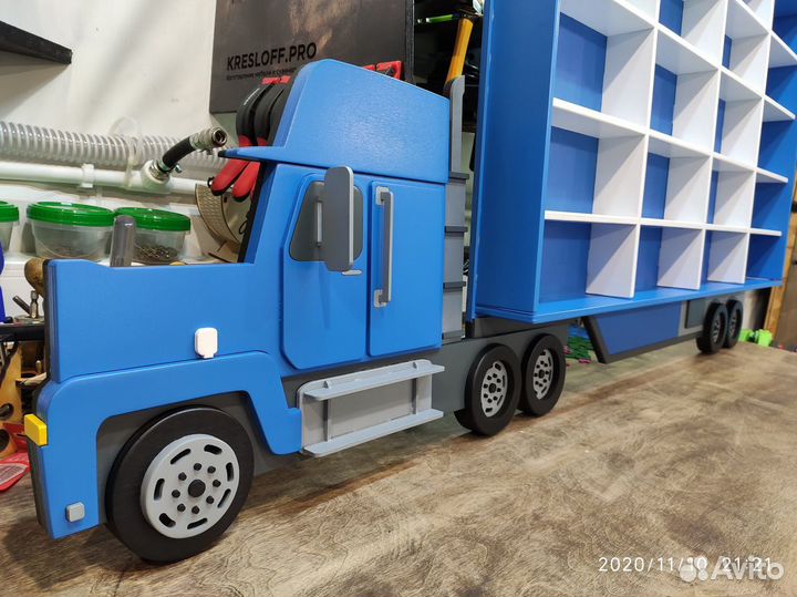 Детская полка для машинок