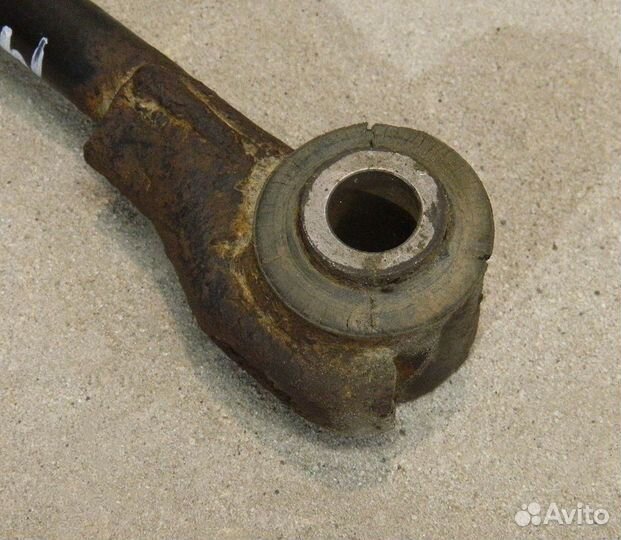 Тяга задняя левая Nissan Maxima J30