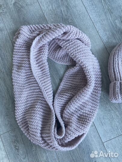 Шапка зимняя и шарф (комплект)