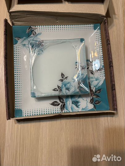 Набор тарелок квадратных