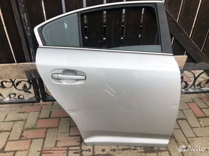 Toyota Avensis 3 T270 Дверь задняя правая