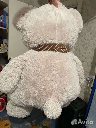 Большие плюшевые медведи