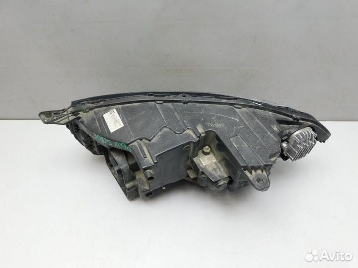 Фара правая Volvo XC90