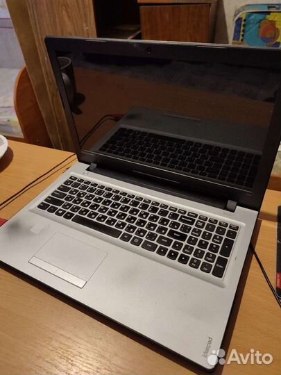 Lenovo ideapad 300 15isk