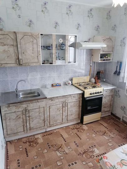 2-к. квартира, 52 м², 10/10 эт.