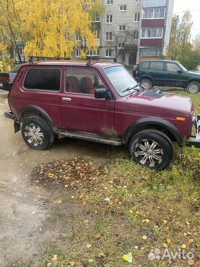 LADA 4x4 (Нива) 1.7 МТ, 2004, 150 000 км