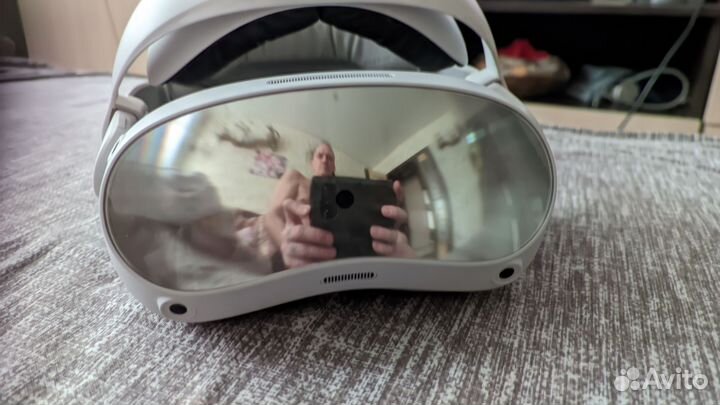 VR гарнитура pico 4 Pro VR 512GB