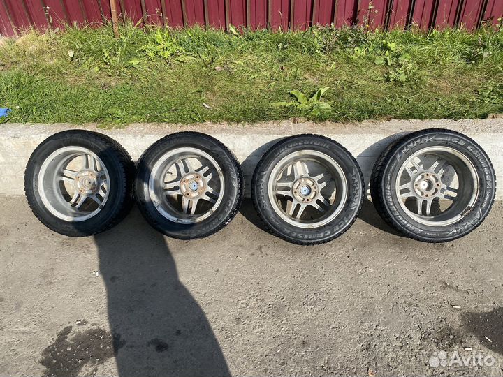 Bridgestone Ice Cruiser 7000 195/60 R15 88T