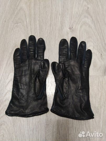 Перчатки