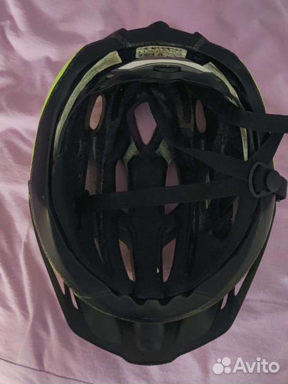 Велошлем взрослый