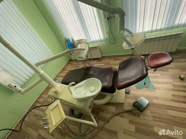 Стоматологическая кресло
