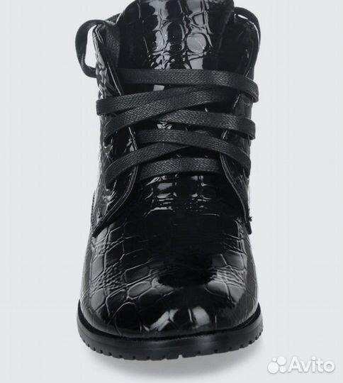 Школьные ботинки Зебра