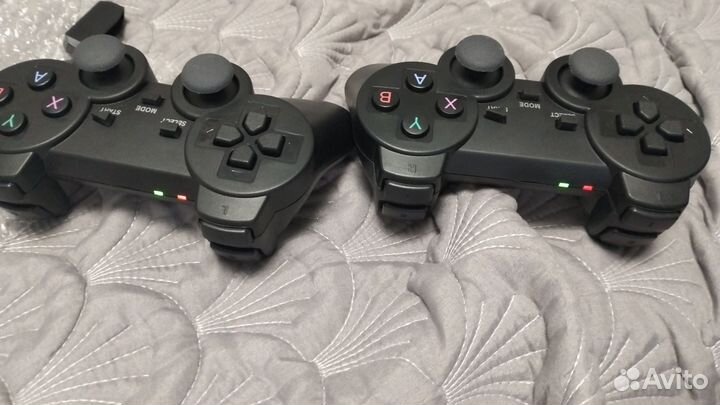 Игровая приставка ретро