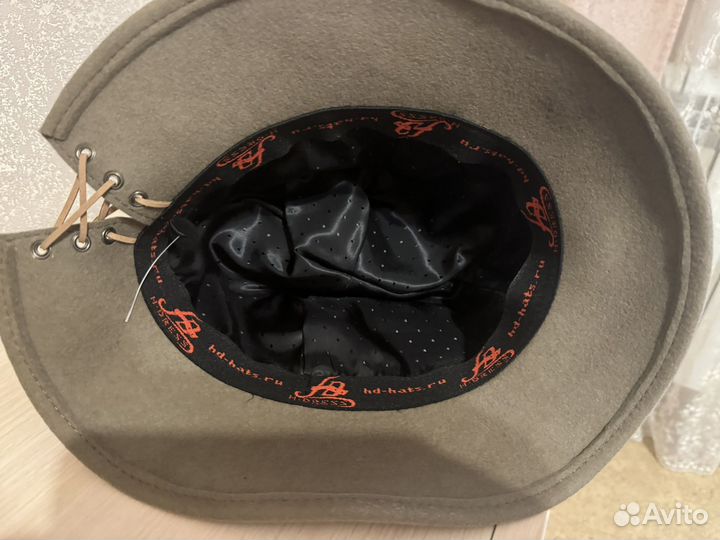 Шляпа фетровая женская