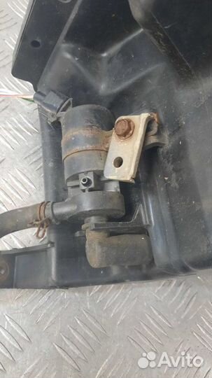 Бачок омывателя Lexus Is200 седан 2.0 2004