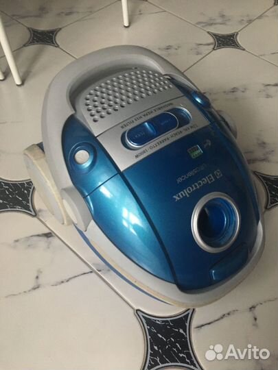 Пылесос Electrolux бу