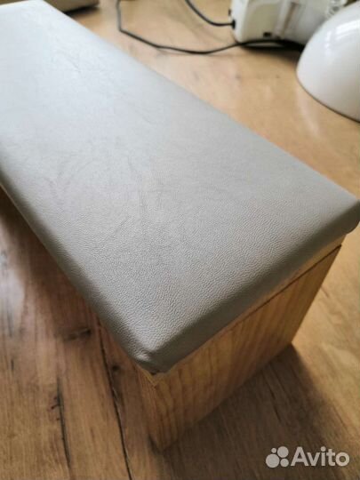 Подставка для рук маникюрная + подлокотник